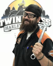 JESSE DAKUTAK