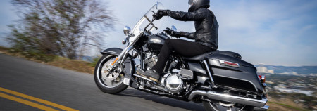 Find the 2020 Harley-Davidson Road King near Deville LA