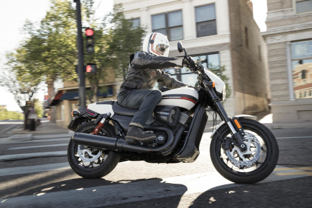 STREET限定!免許サポートがスタート