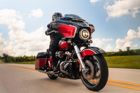 Leleplezték a 2021-es Harley-Davidson modelleket