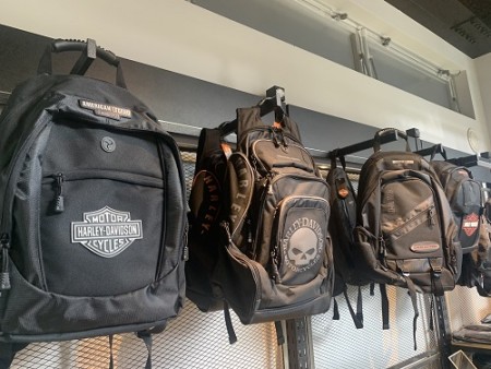 輸入バックパックのご紹介!