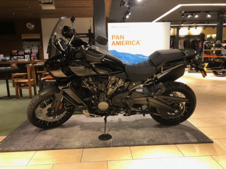 PAN AMERICA 試乗会