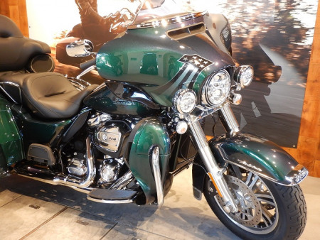 お値打ち中古車 2021年モデルFLHTCUTGトライグライド 新入荷!!