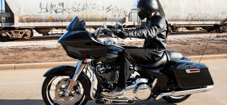 See how the 2021 Harley-Davidson® Road Glide® compares near Lakeland FL