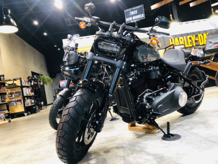 ツーリングシーズン前の納車が叶う!!2022年 ファットボブ114入荷しました!!!