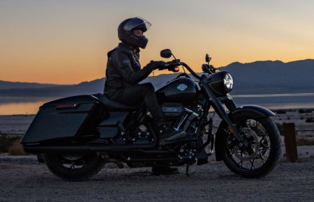 Discover the 2022 Harley-Davidson® Road King® Special near University of South Florida (USF) area