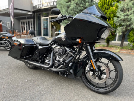 中古車入荷情報!2021FLTRXS ブラックエディション!