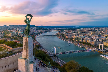 HARLEY-DAVIDSON® 120. ÉVFORDULÓ RENDEZVÉNYE BUDAPESTEN!!
