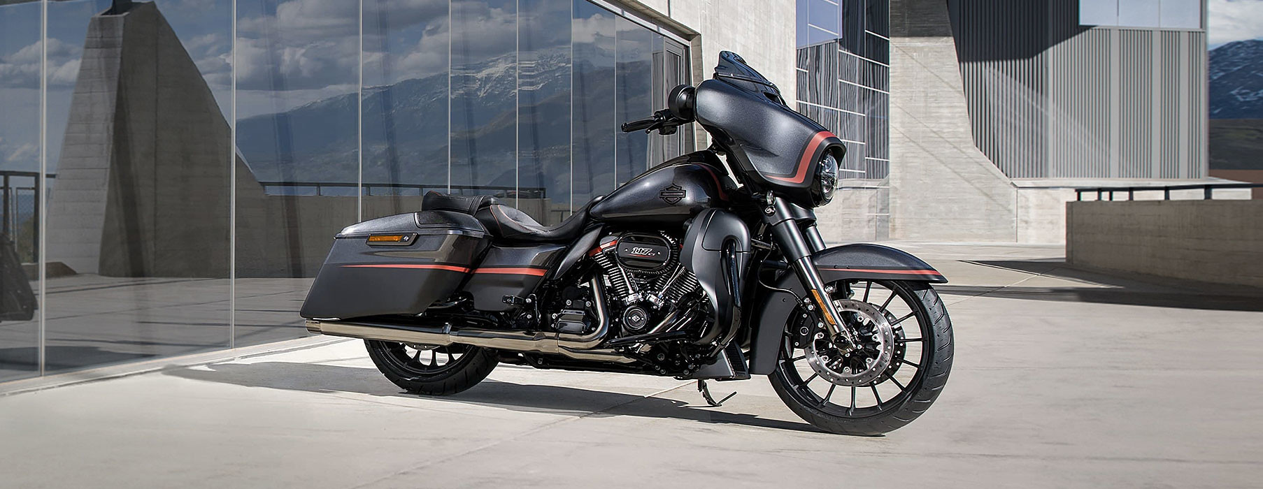 CVO™ Street Glide®