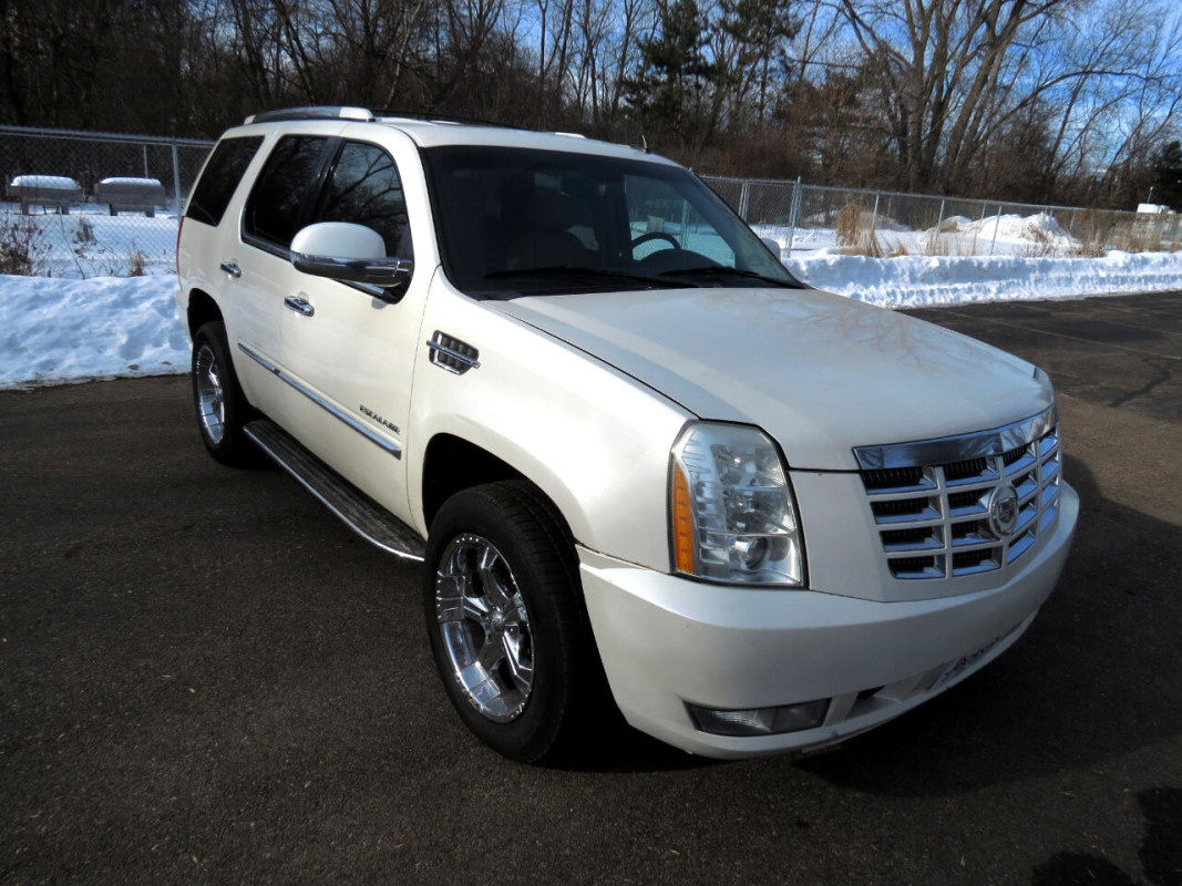 2011 Cadillac Escalade AWD 4dr Luxury Used SUV For Sale Maplewood