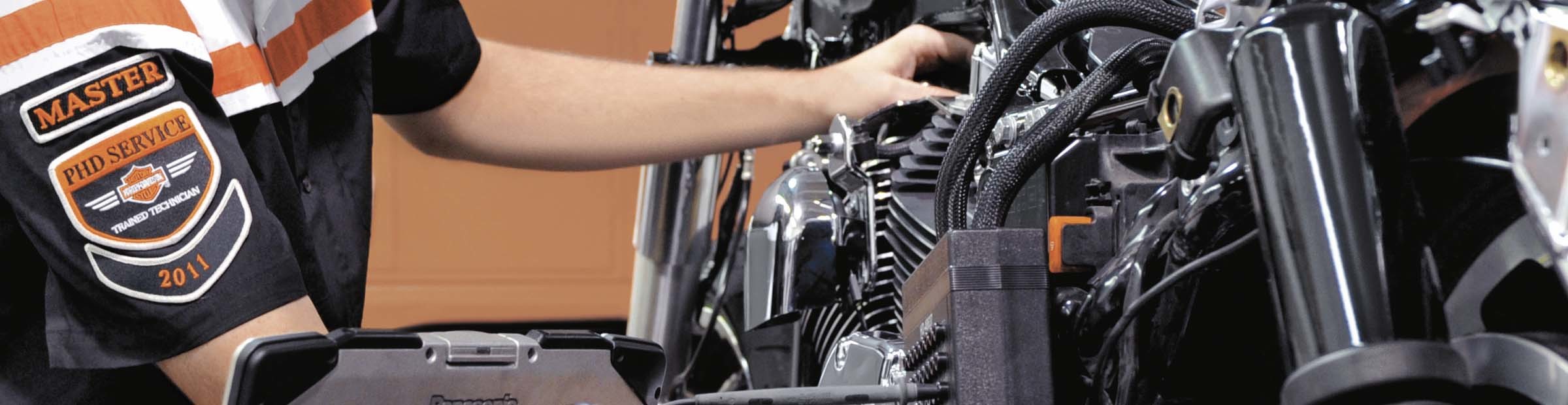 Harley Davidson Motorcycle Oil Change Service And Maintenance Located 