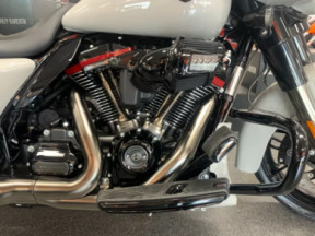 2020 Harley-Davidson® CVO™ Street Glide® thumb 1