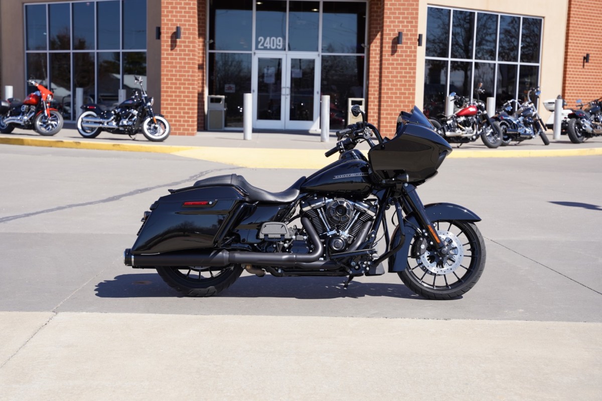 Road Glide® Special Pig Trail HarleyDavidson®