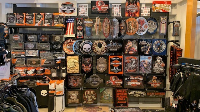 luggage store tanger outlet