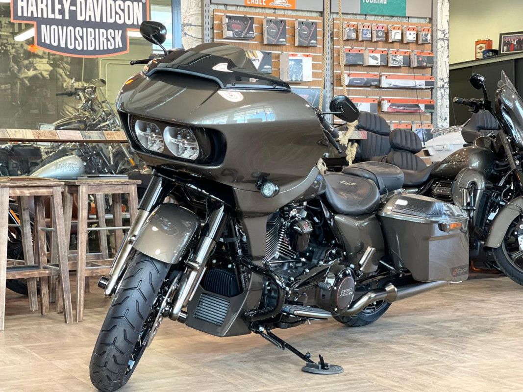Harley-Davidson CVO Road Glide 2021 
