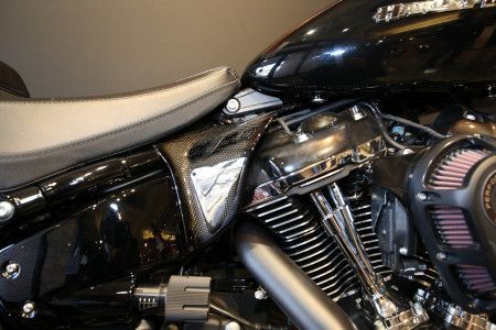 川越店オリジナルサドルヒートガード カーボン！ | Harley-Davidson