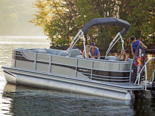 2022 Lowe Boats Retreat 230 WT TL thumbnail