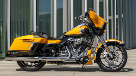 Find your perfect 2022 Harley-Davidson® CVO™ Street Glide® near Lakeland FL