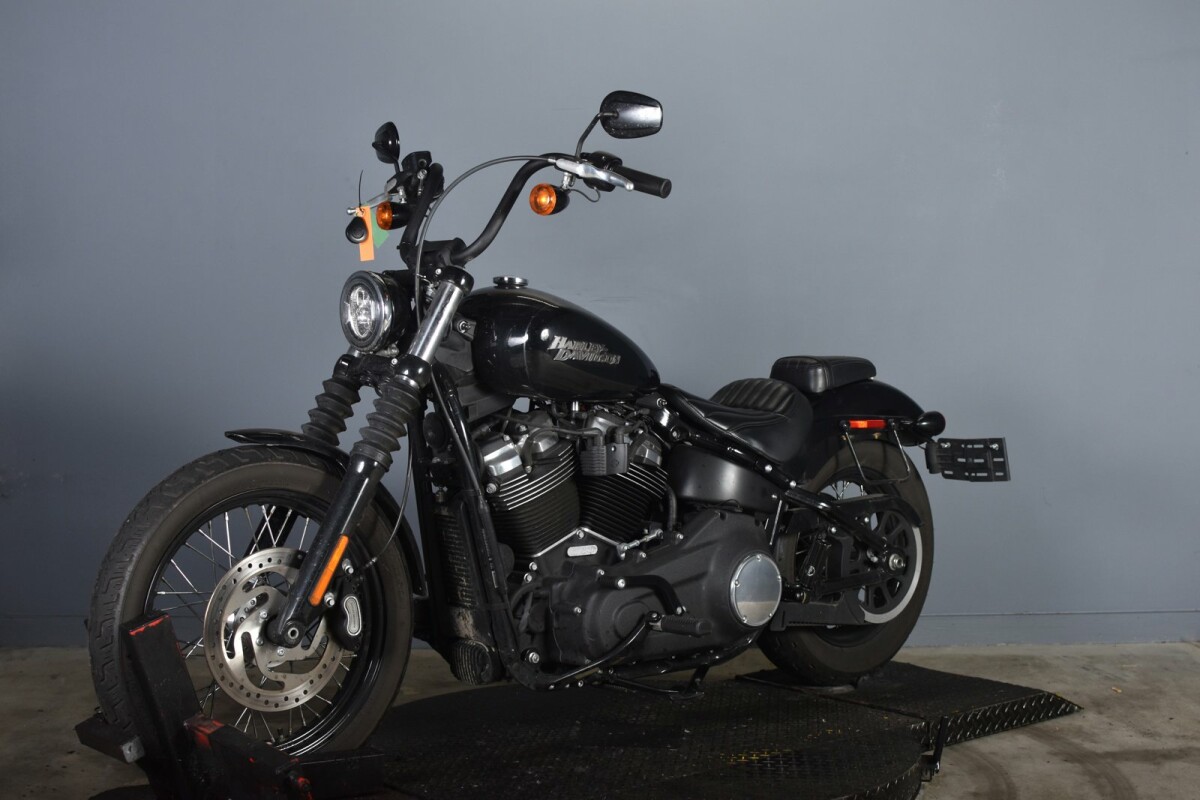 2020 Harley-Davidson Street Bob FXBB - Photo 4