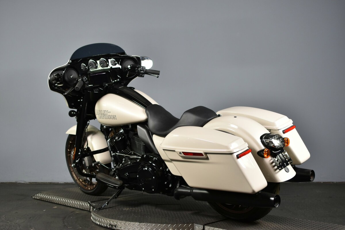 2023 Harley-Davidson Street Glide ST FLHXST - Photo 6