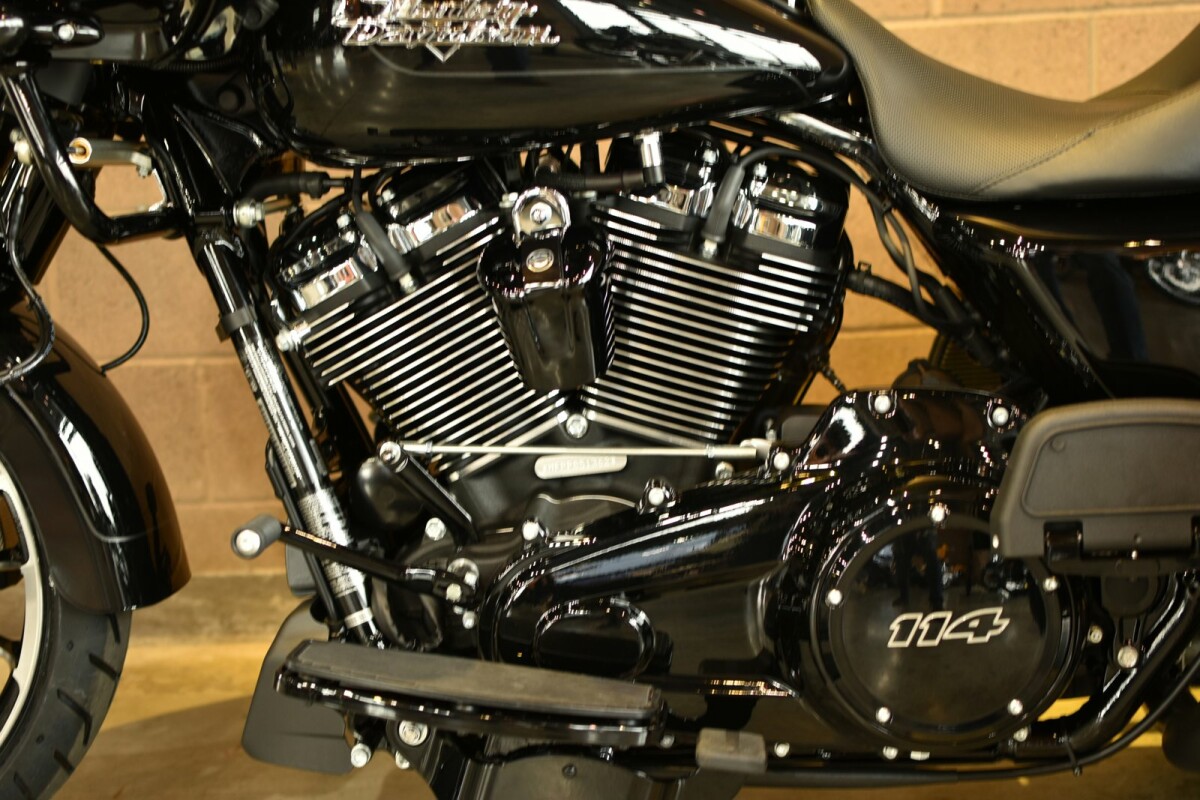 2023 Harley-Davidson Road Glide 3 FLTRT - Photo 2
