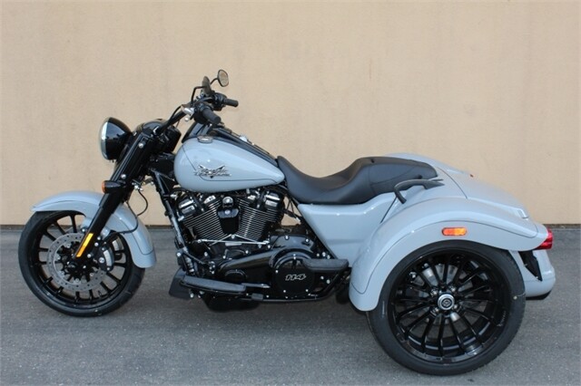 Harley-Davidson Freewheeler 2024 FLRT 84377418 BILLIARD GRAY W/ PINSTRIPE - Photo 7
