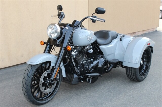 Harley-Davidson Freewheeler 2024 FLRT 84377418 BILLIARD GRAY W/ PINSTRIPE - Photo 8