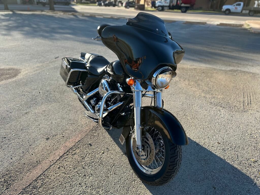 2005 Harley-Davidson Electra Glide Ultra Classic Exclusive - Vivid Black - Photo 5