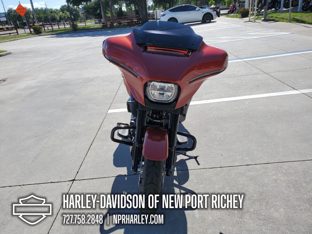 2024 Harley-Davidson Street Glide - Photo 2