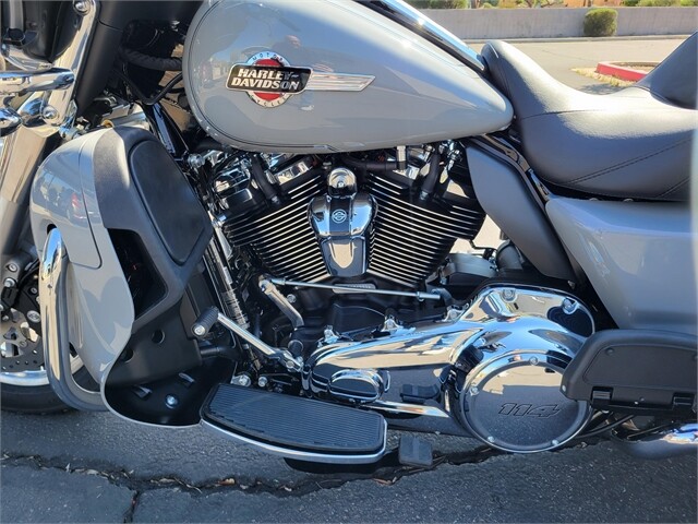 FLHTCUTG 2024 Tri Glide Ultra - Photo 6