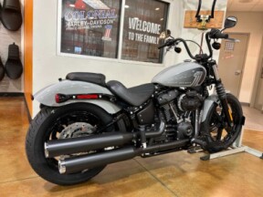 FXBBS 2024 Street Bob<sup>®</sup> 114 thumb 3