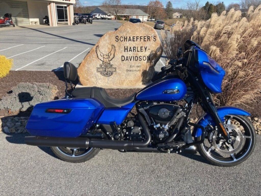 2024 Harley-Davidson Street Glide FLHX Blue Burst