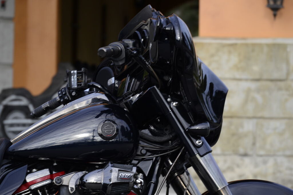CVO Street Glide - Photo 3