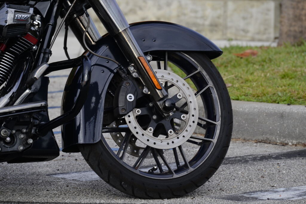CVO Street Glide - Photo 4