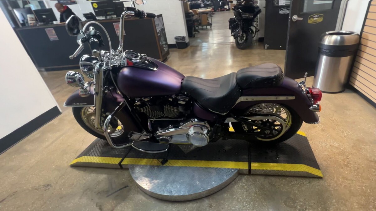 2024 Harley-Davidson Hydra-Glide Revival FLI - Photo 10