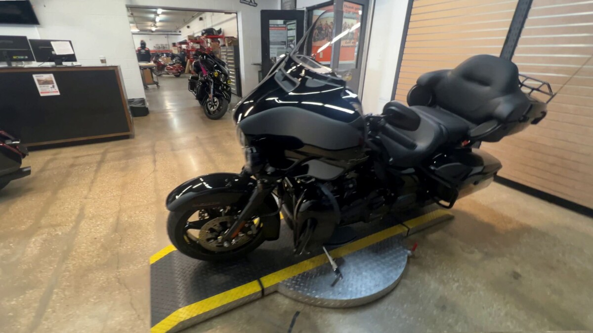 2024 Harley-Davidson Ultra Limited FLHTK - Photo 9
