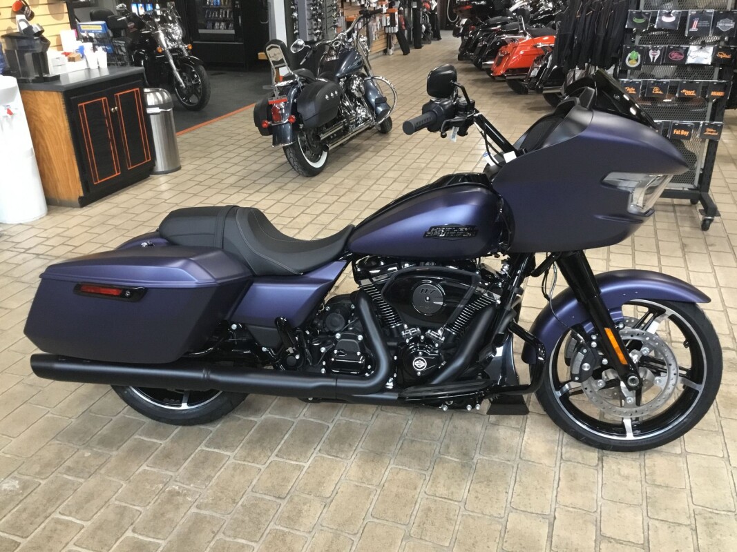 2025 Harley-Davidson Road Glide Purple Abyss Denim - Black Finish - Photo 7