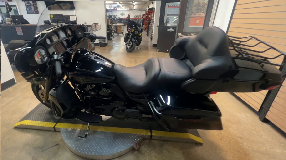 2024 Harley-Davidson Ultra Limited FLHTK - Photo 10