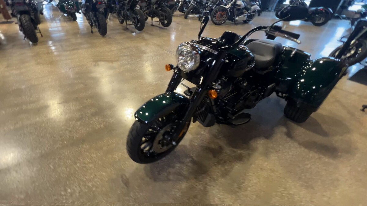 2024 Harley-Davidson Freewheeler FLRT - Photo 9