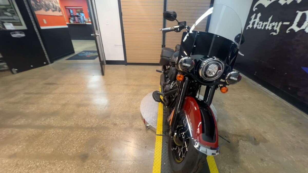 2024 Harley-Davidson Heritage Classic FLHCS - Photo 8