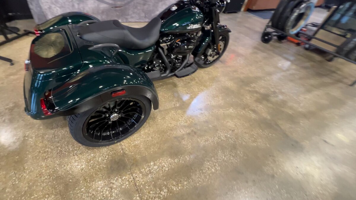 2024 Harley-Davidson Freewheeler FLRT - Photo 5