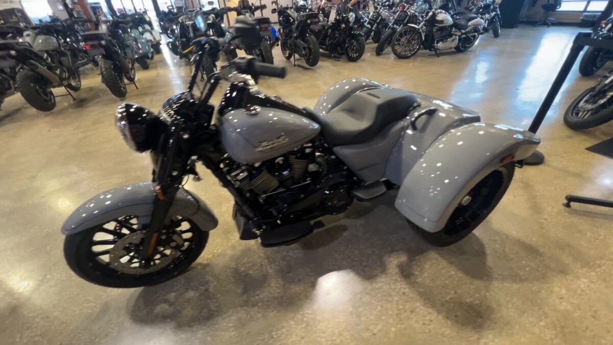 2024 Harley-Davidson Freewheeler FLRT - Photo 10