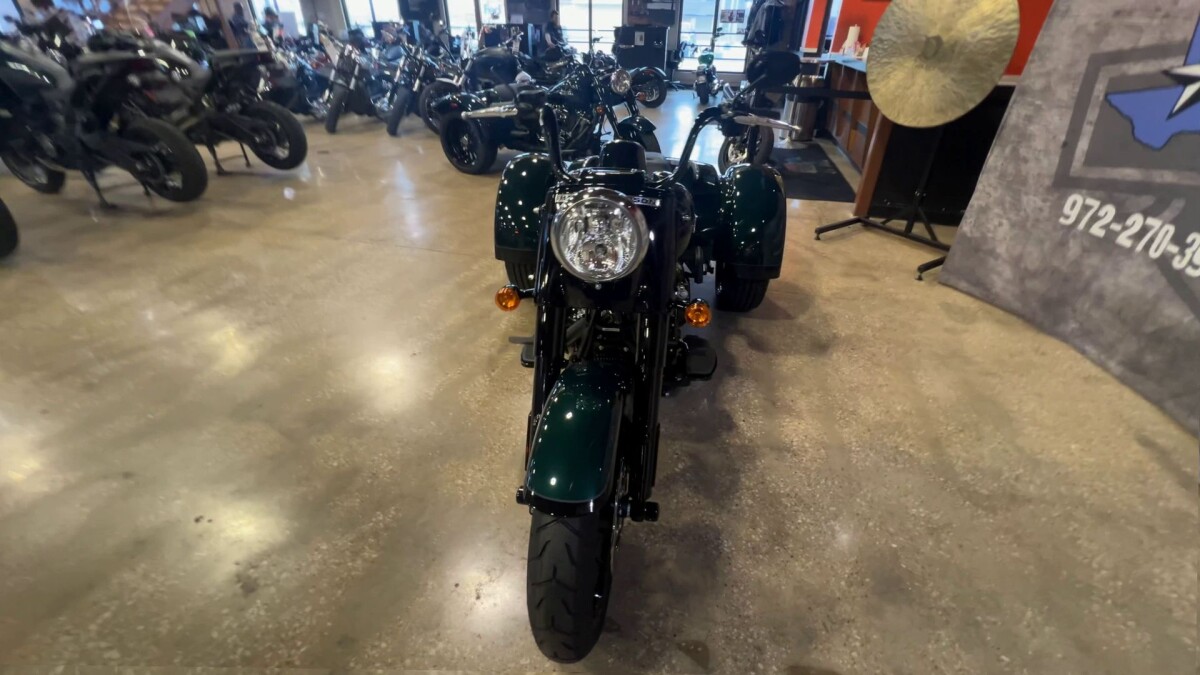 2024 Harley-Davidson Freewheeler FLRT - Photo 8