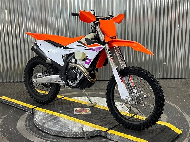 2024 350 XC-F - Photo 2