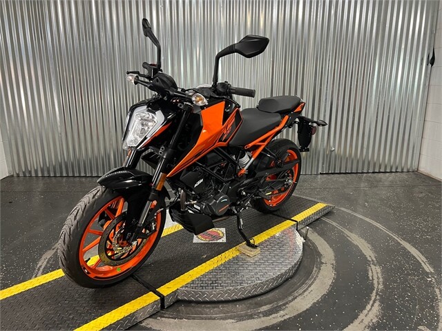 2023 KTM 200 Duke - Photo 6