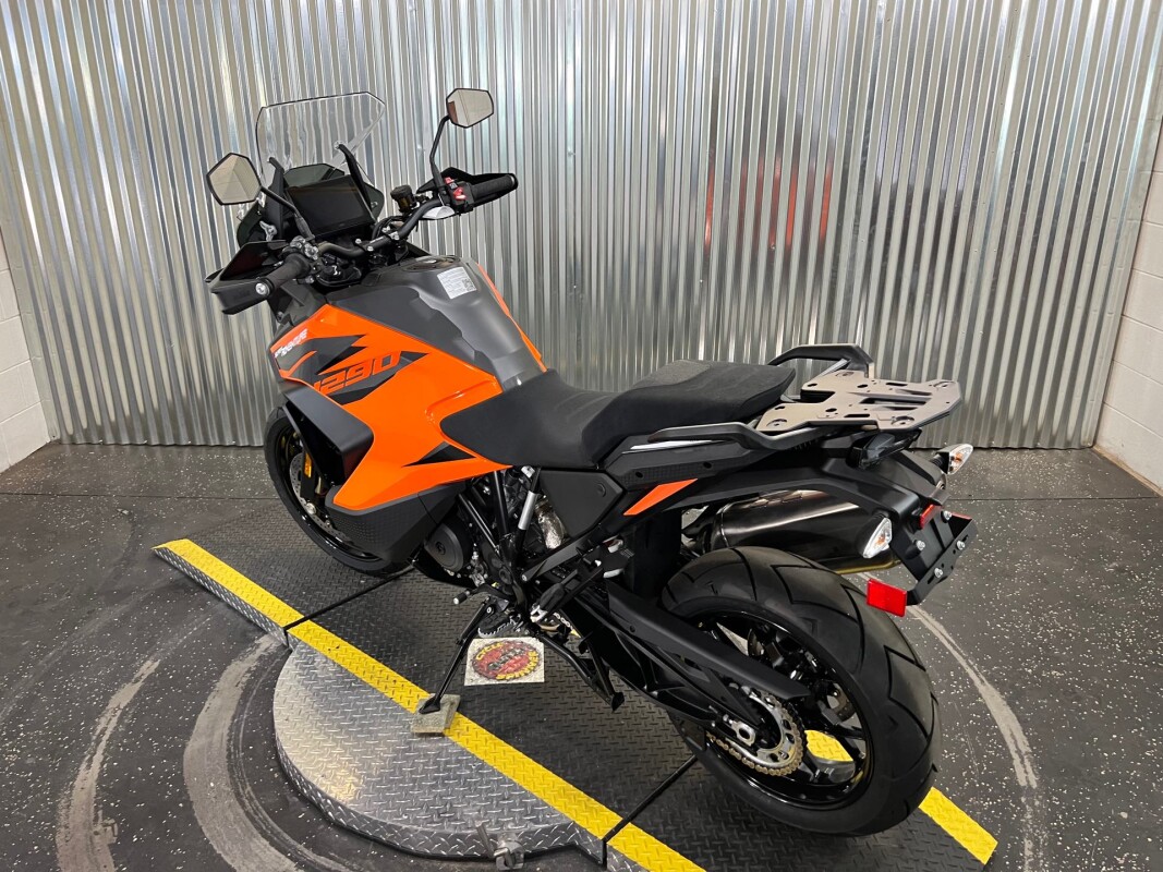 2023 KTM 1290 Super Adventure S - Photo 4