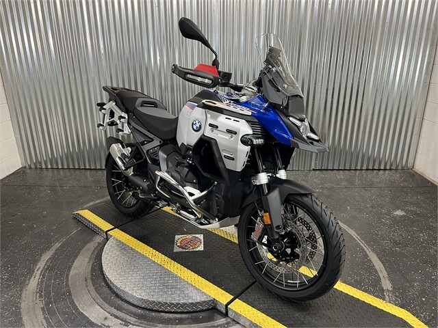 2025 BMW R 1300 GS Adventure - Photo 2