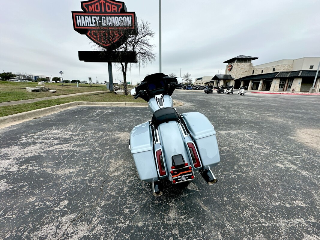 2025 Harley-Davidson Street Glide FLHX - Photo 9