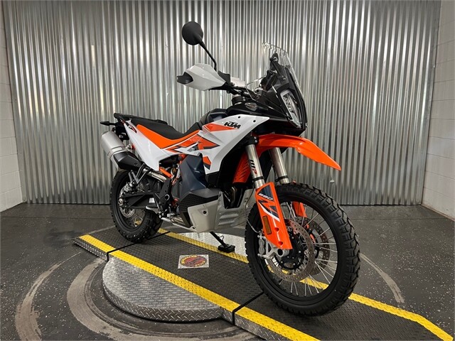 2024 KTM 890 Adventure R - Photo 2