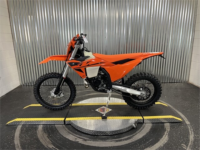 2025 KTM 150 XC-W - Photo 6